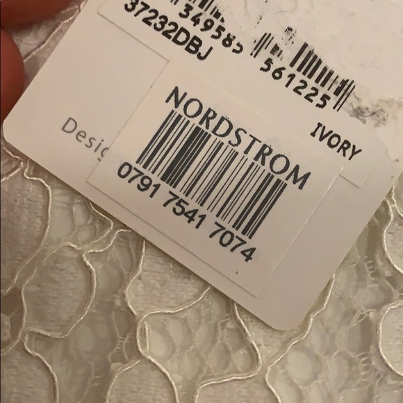 NEW Bardot Junior White Lace Dress Size 6x-7 - Picture 4 of 5